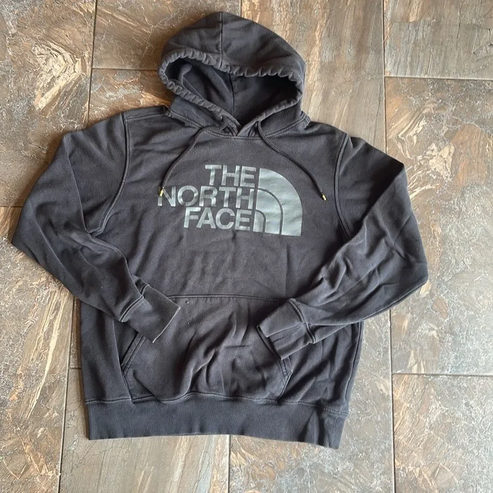 The North Face Half Dome hoodie men's black Size medium
